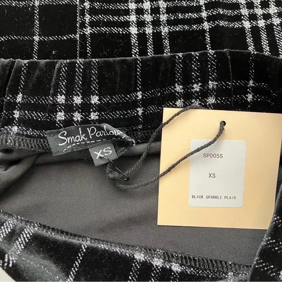 Smak Parlour Plaid Skater Skirt in Stretch Velvet Black & Silver Sparkle XS - Picture 4 of 4